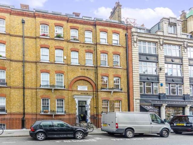 Flat for sale in Fitzrovia, East Marylebone