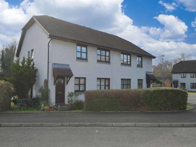 Flat for sale in Leith, Scotland