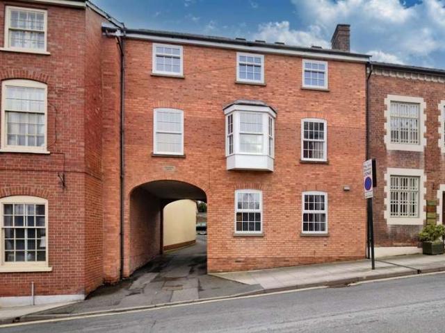 Flat for sale in Ludlow, Shropshire