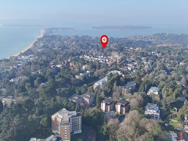 Flat for sale in Canford Cliffs, Poole