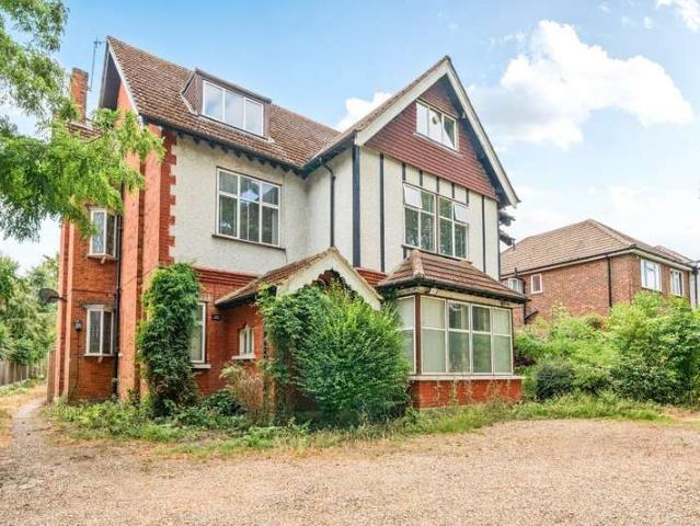 Flat for rent in Bromley, Shortlands