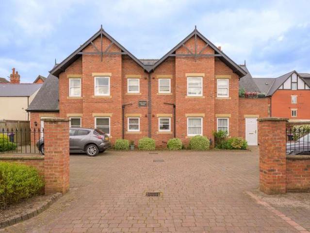 Flat for sale in Belleau, Lincolnshire