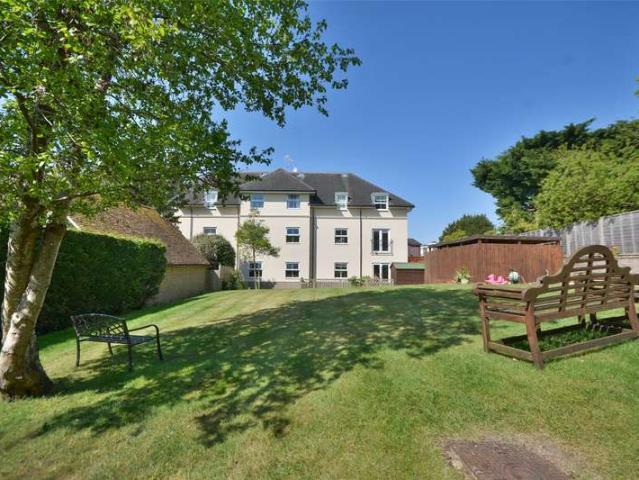 Flat for sale in Marehill, Horsham