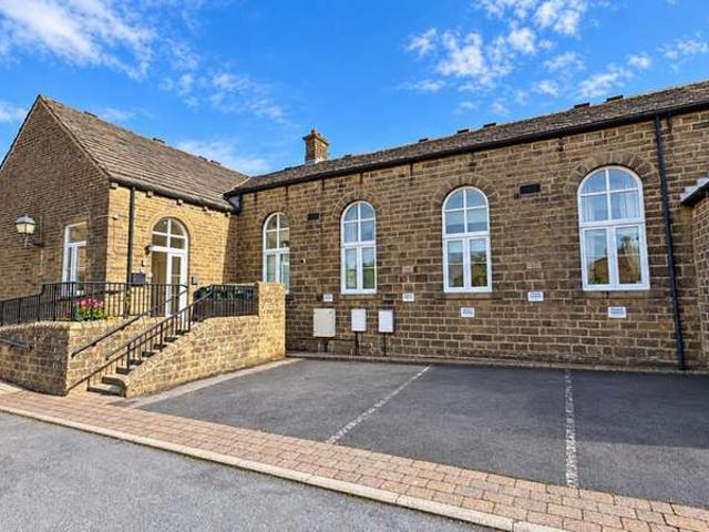 Flat for sale in Haworth, Bradford