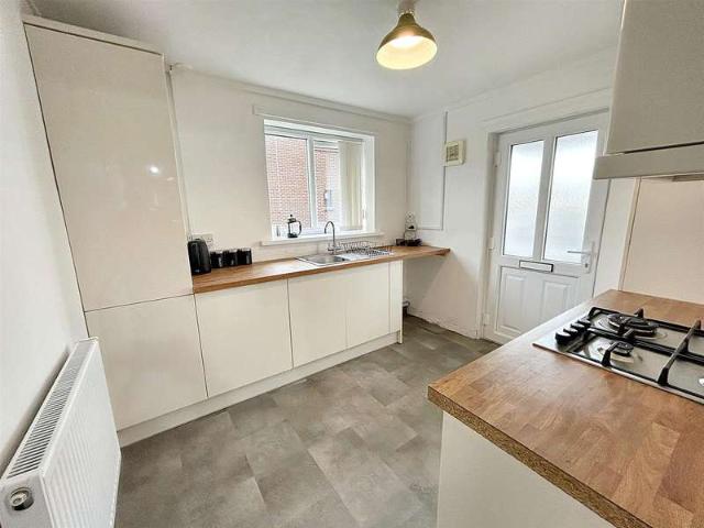 Flat for sale in Llandybie, Wales