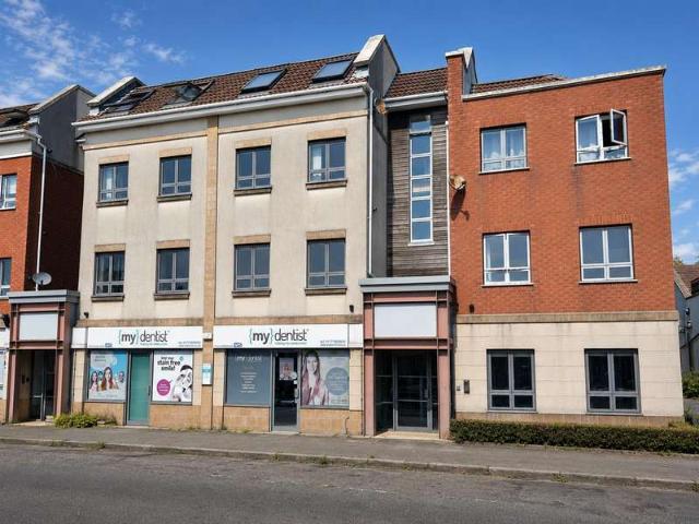 Flat for sale in Feckenham, City Of Bristol
