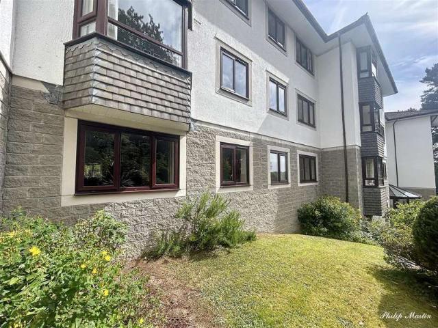 Flat for sale in Trelander, Penweathers