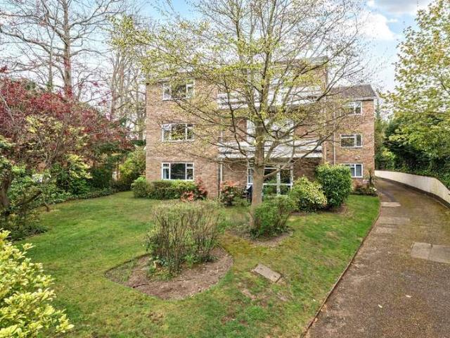 Flat for sale in Blackhills, Surrey
