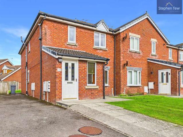 Property for sale in Common Edge