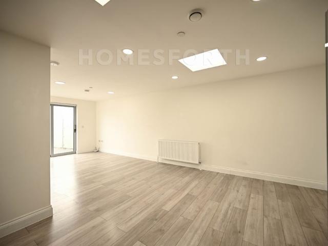 Apartment for rent in London Borough of Barnet, Greater London