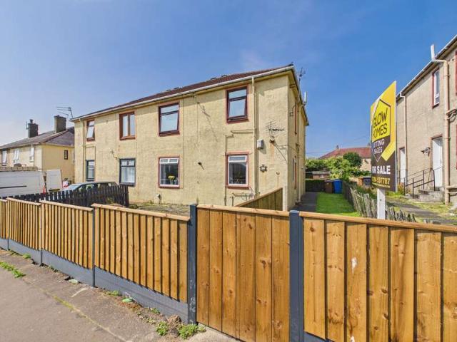 Flat for sale in Stevenston, Scotland