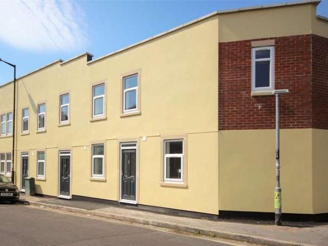 Flat for sale in Whitehall, Feckenham