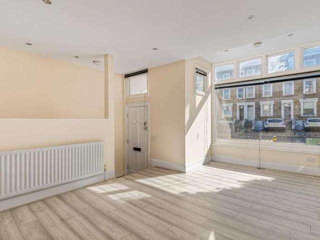 Flat for sale in London Borough of Lewisham, Greater London