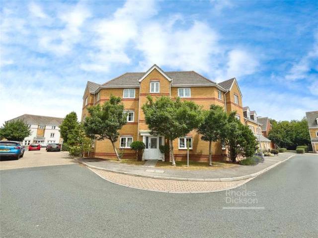 Flat for sale in Elmfield, Ryde