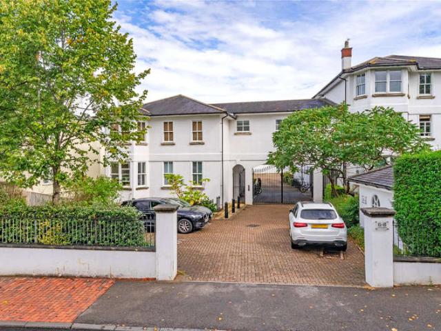 Flat for sale in St James, Sandown Park