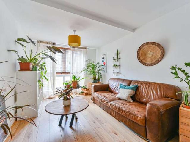 Flat for sale in Ladywell, Ladywell