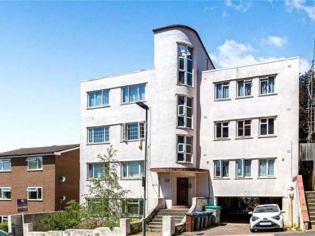 Flat for sale in London Borough of Bromley, Greater London