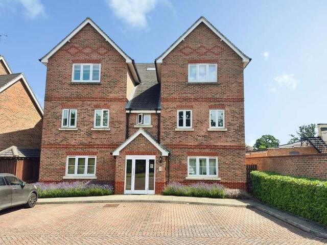 Flat for sale in Winnersh