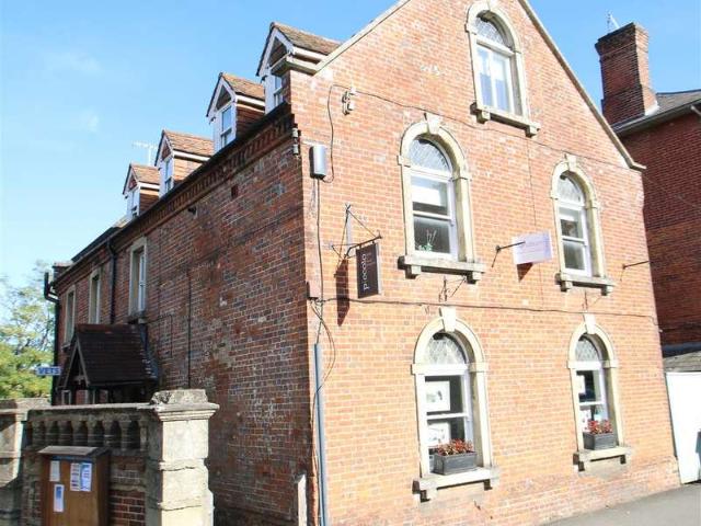Flat for sale in Wiltshire