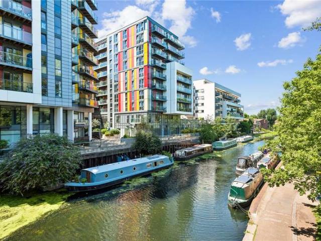 Flat for rent in Hackney Wick, Greater London