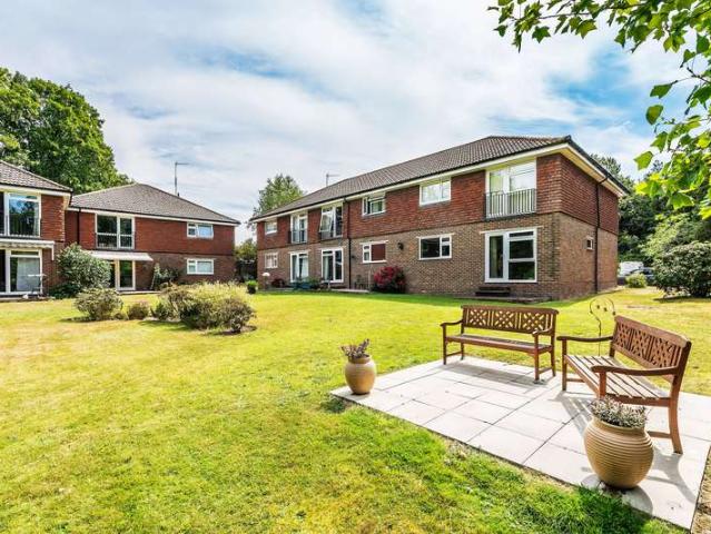 Flat for sale in St James, Sandown Park
