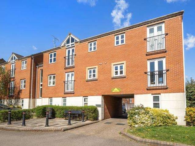 Flat for sale in Grimsbury, Cherwell