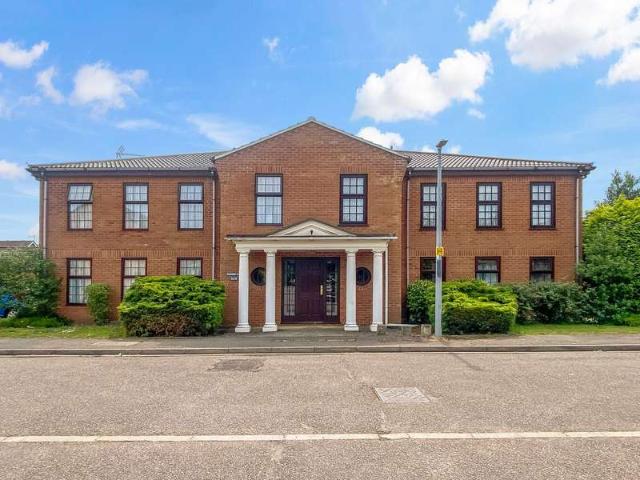 Flat for sale in Wisbech, Four Gotes