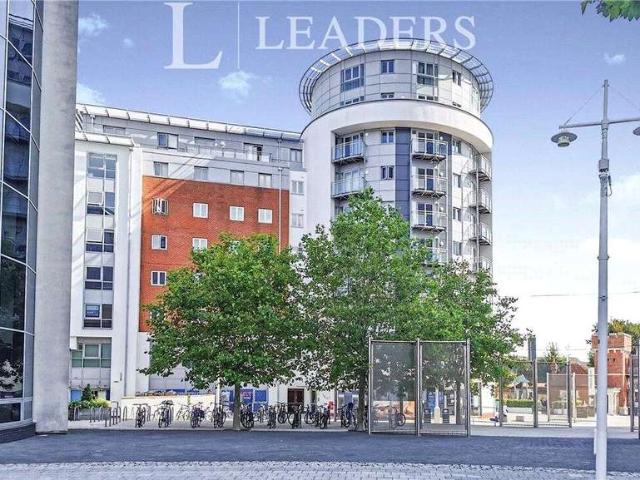 Flat for sale in Portsea, City Of Portsmouth