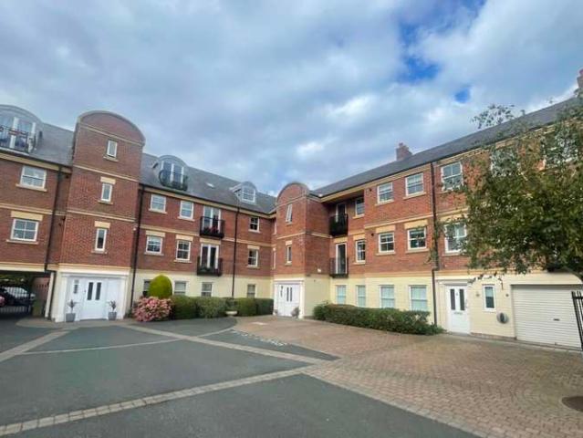 Flat for sale in Tynemouth, North Tyneside