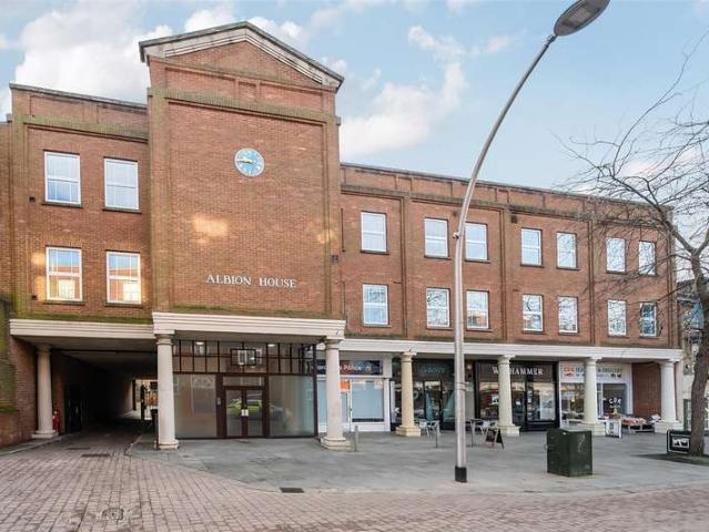 Flat for sale in Cauldwell, Bedford