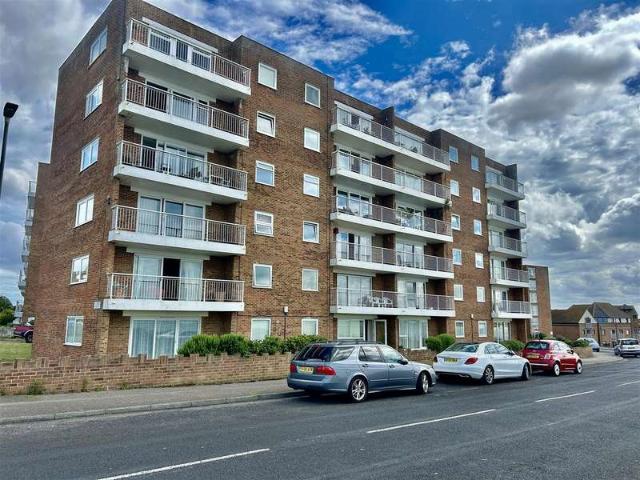 Flat for sale in Minnis Bay, Acol