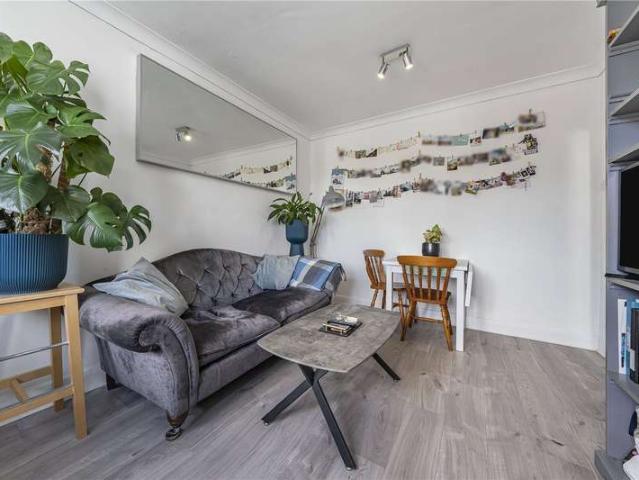 Flat for sale in London Borough of Merton, Greater London
