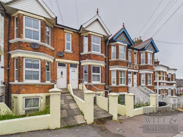 Flat for sale in West Hill, Guestling Green