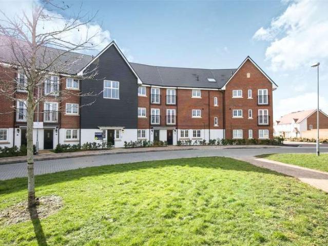 Flat for sale in Bracknell