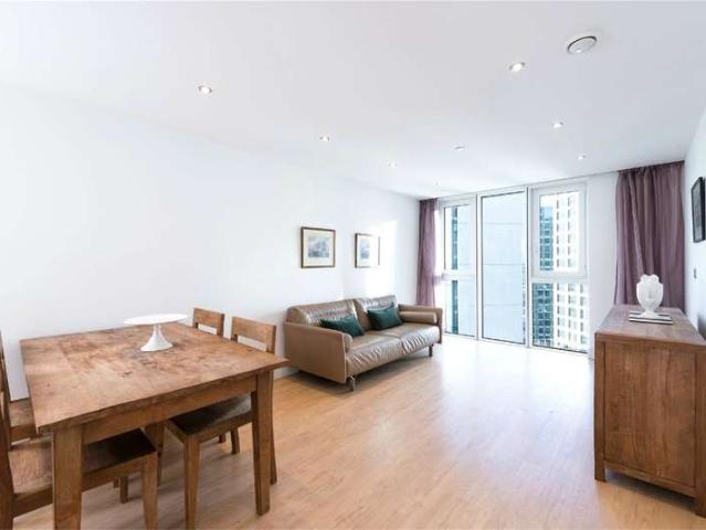 Flat for sale in Spitalfields, Whitechapel
