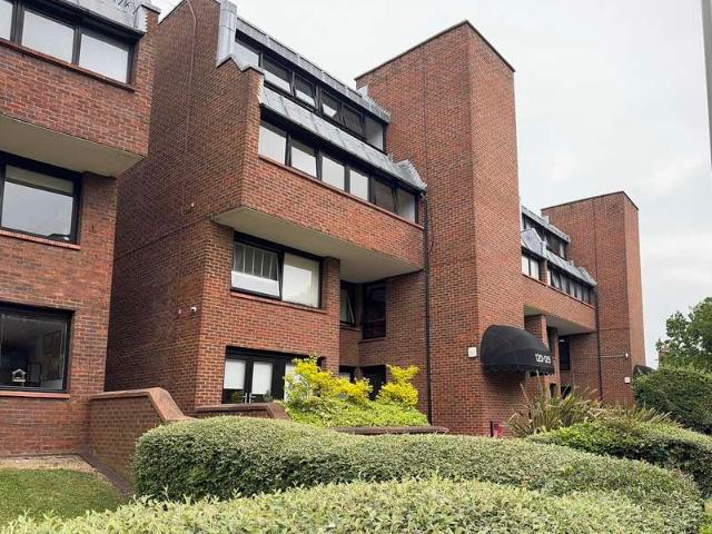 Flat for sale in Golders Green, Golders Green