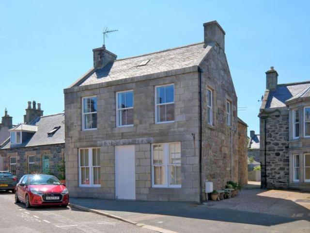 Flat for sale in Portsoy, Scotland
