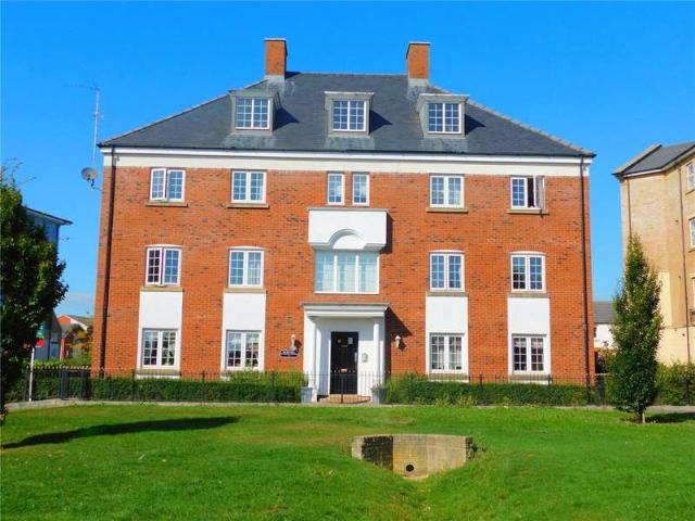 Flat for sale in Redhouse, Blunsdon St Andrew