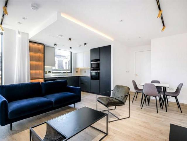 Flat for sale in Finsbury, Greater London