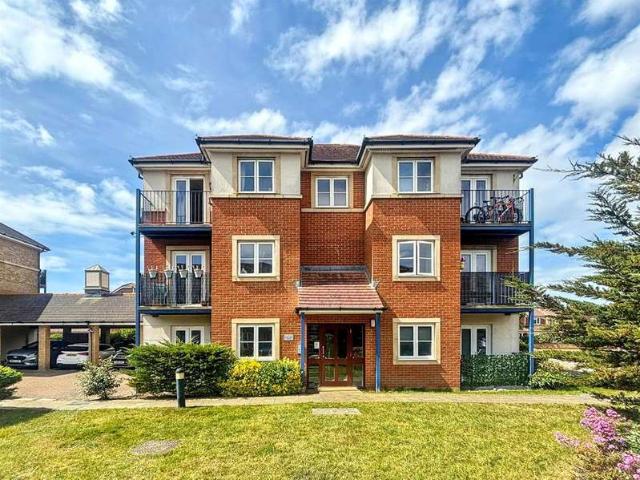 Flat for sale in Sovereign Harbour, Eastbourne