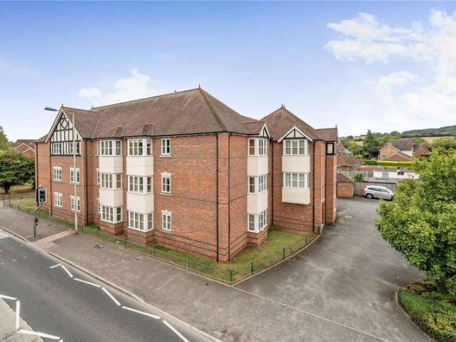 Flat for sale in Craven Arms, Shropshire