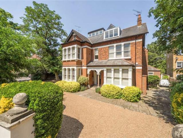 Flat for sale in East Greenwich, Greater London