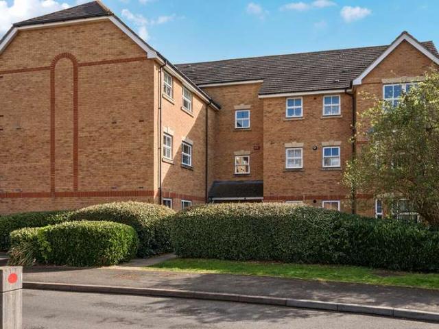 Flat for sale in The Slade, Oxfordshire