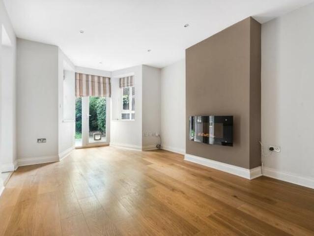Apartment for rent in Muswell Hill, Greater London