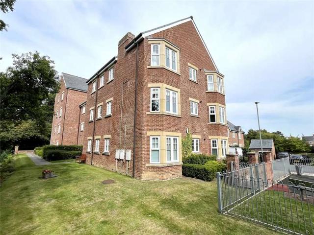 Flat for sale in Hexham, North East