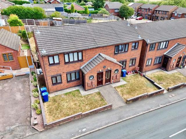 Flat for sale in Wimblebury, Chadsmoor