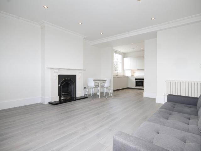 Apartment for rent in Chalk Farm, Greater London