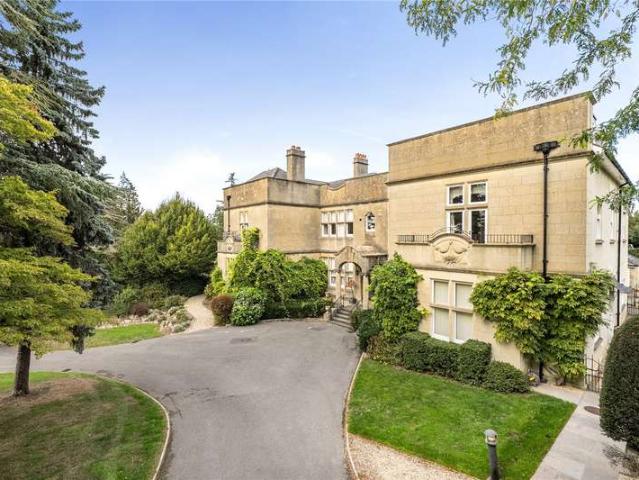 Flat for sale in Bathampton, West of England