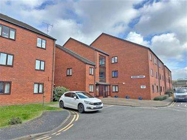 Flat for sale in New Bilton