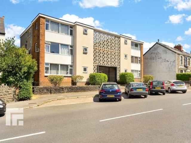 Flat for sale in Falcon Lodge, Wales